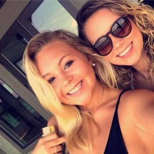 Meet your Posher, Avery